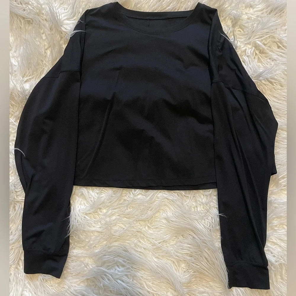 NWOT Lululemon Black Long Sleeve - Picture 2 of 2